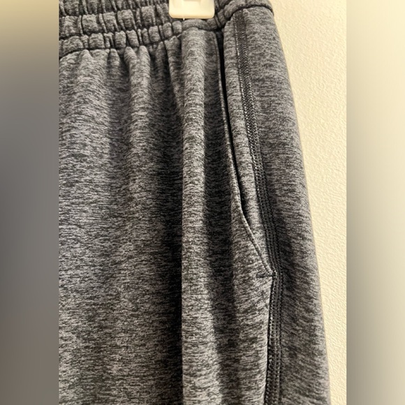 Outdoor Voices CloudKnit Sweatpant in Charcoal Atheisure Lounging za. - Picture 10 of 16